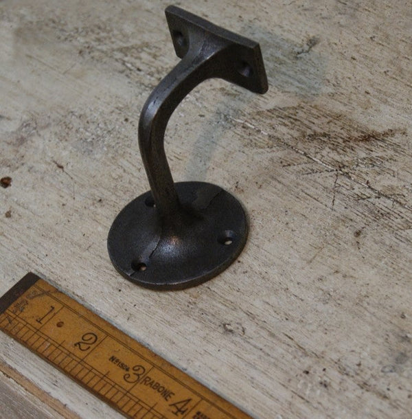 Hand Rail Bracket Medium Duty Cast Antique Iron 80mm