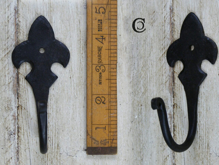 Fleur de Lys Hook Hand Forged Black Beeswax 120mm