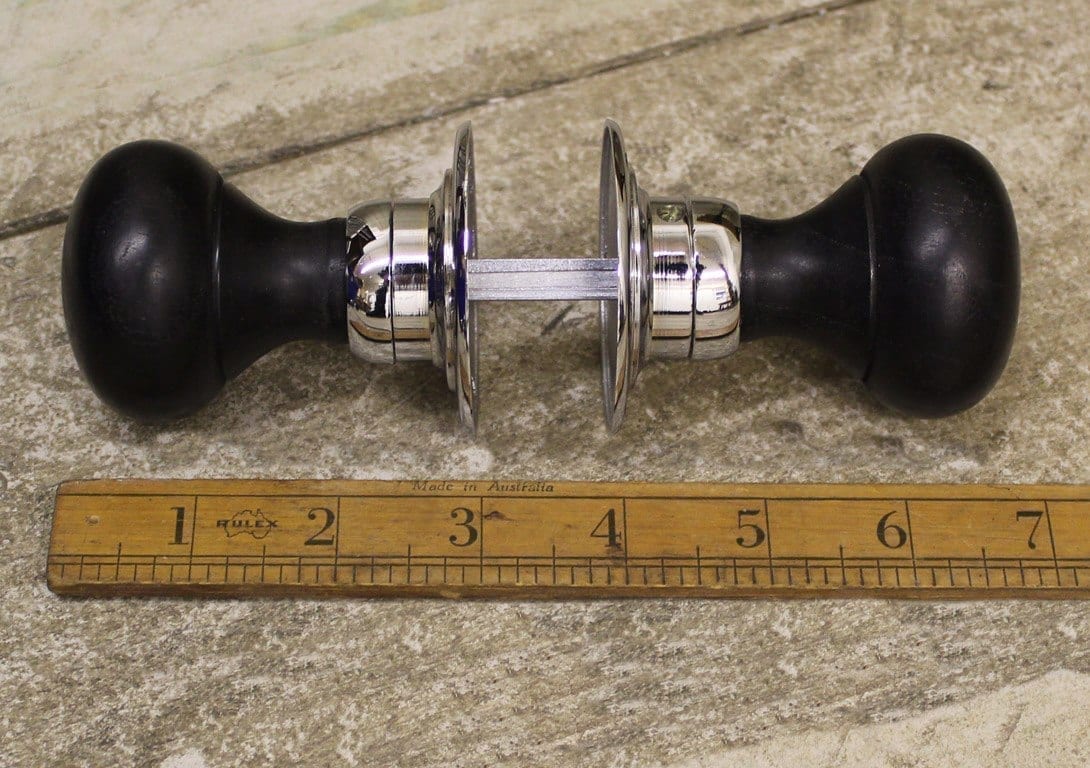 Door Knob Set Bun Type Ebonised / Chrome 50mm – Cottingham Collection