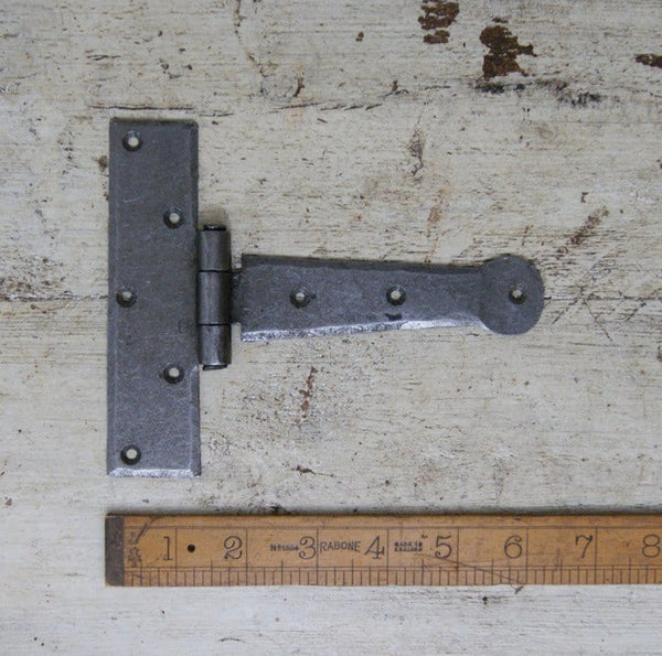 Tee Hinge Light Duty Penny End Hand Forged 150mm Antique Iron