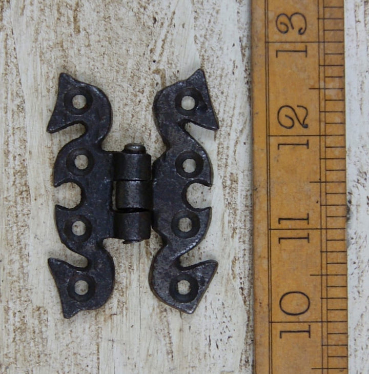 Snake Hinge (Equal) Antique Iron 70mm