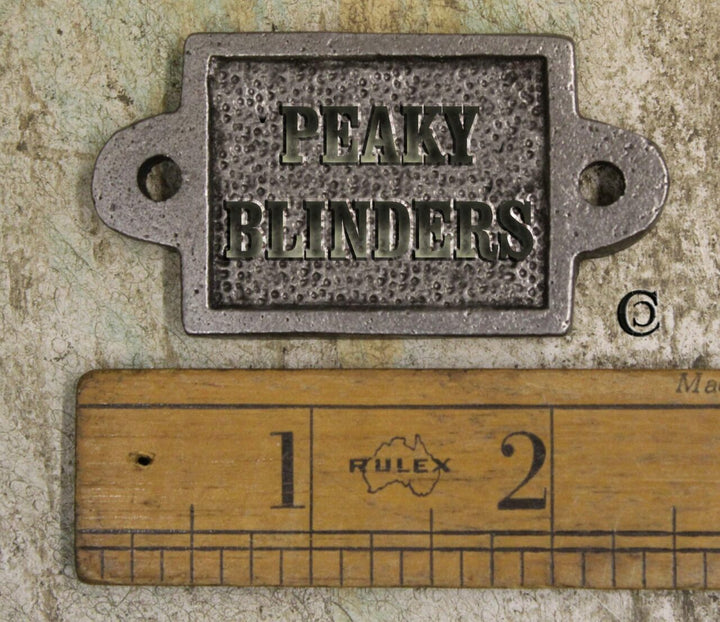 Plaque PEAKY BLINDERS Fits Cap Catcher Cast Antique Iron