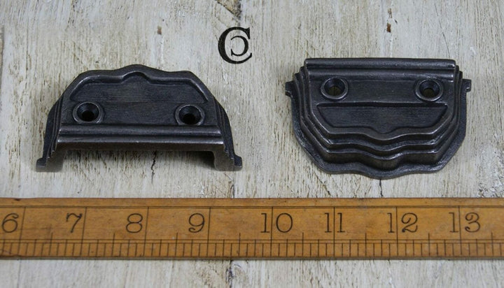 Rim Latch Keep Fancy Shaped Cast Iron Medium (16520)