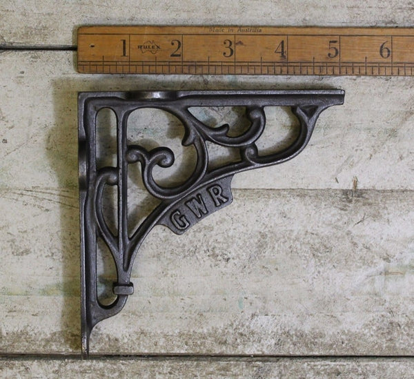 Shelf Bracket GWR Cast Antique Iron 125mm x 125mm