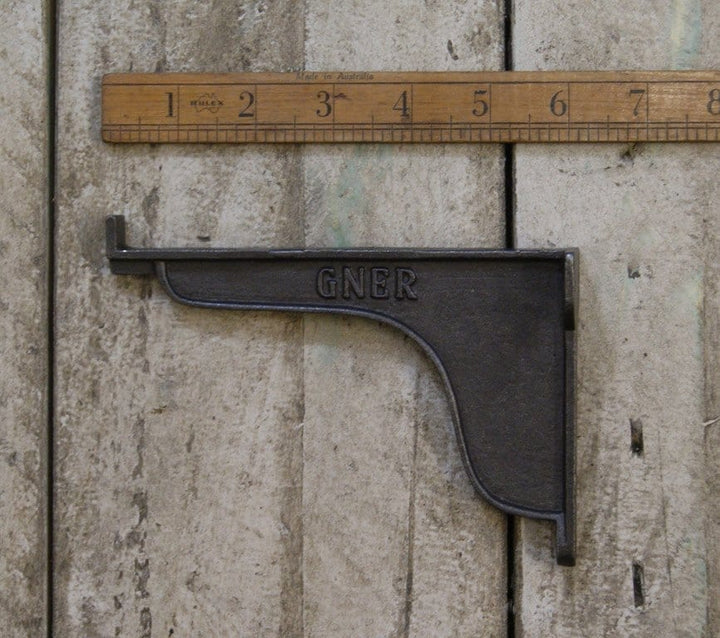 Shelf Bracket Lip Railway GNER Window Box Cast Antique Iron 150mm