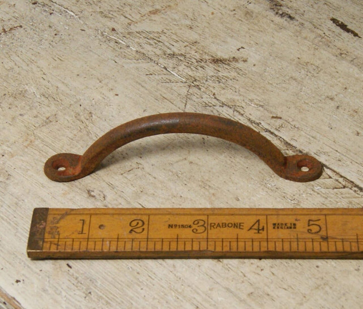 Bow Handle Cast Iron Rust 125mm (AF035)