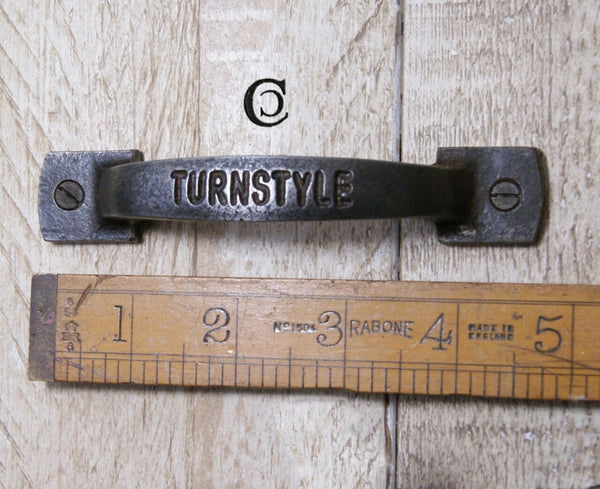 Square D Handle Horizontal TURNSTYLE Cast Antique Iron 120mm TBD