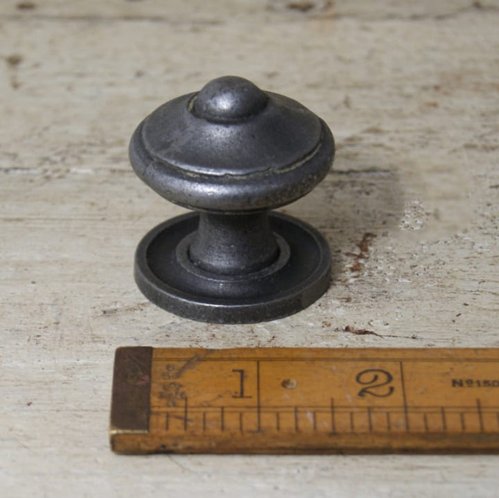 Knob Base Plate Victorian Cast Antique Iron 40mm Diameter (AF003)