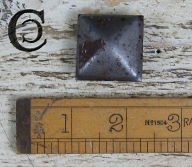 Stud / Nail Square Plain Waxed Antique Iron 30mm