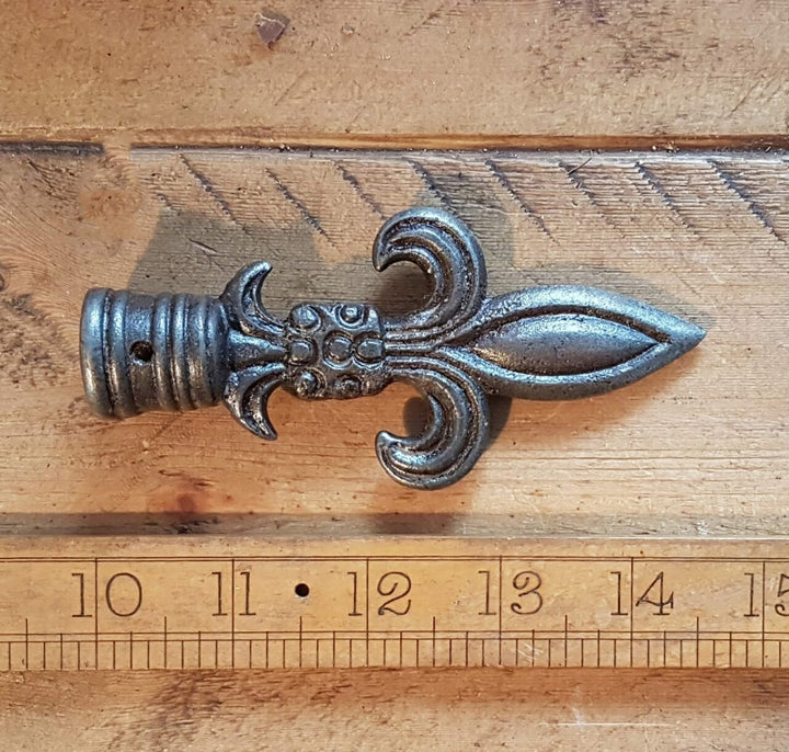 Tapestry Curtain Finial Fleur Cast Antique Iron 15mm Diameter 100mm