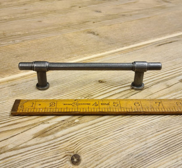 Bar Handle Cast Antique Iron KETTLEWELL 180mm