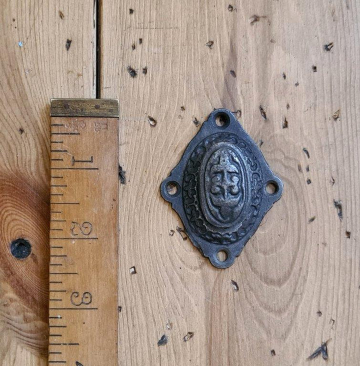 Escutcheon ALBERT With Cover Antique Iron 70mm High