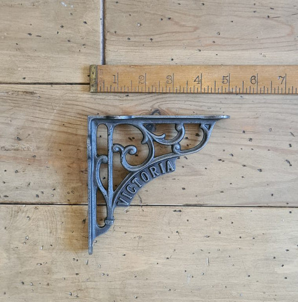 Shelf Bracket VICTORIA Heritage Cast Antique Iron 125mm X 125mm