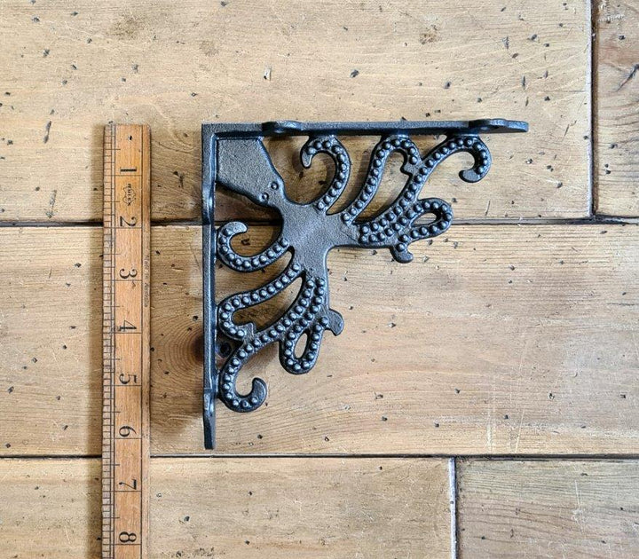 Shelf Bracket OCTOPUS Cast Antique Iron 150mm x 150mm