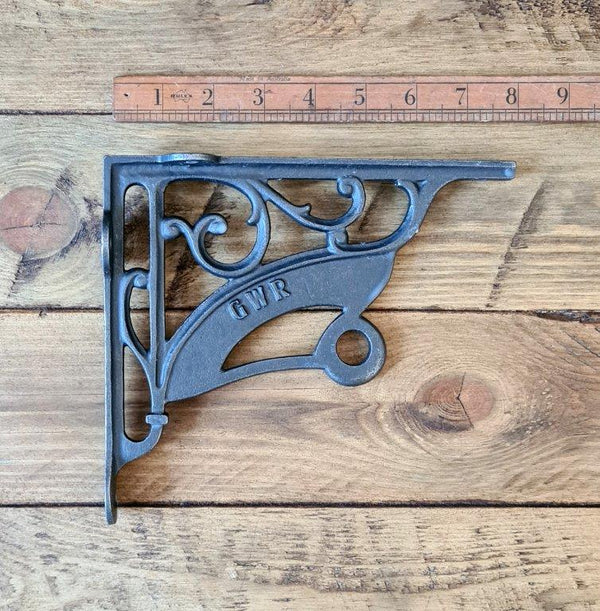 Shelf Bracket GWR Takes 15mm Rod Cast Antique Iron 180mm x 205mm