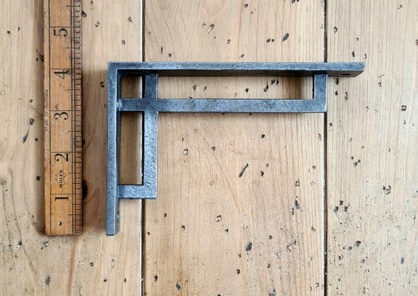 Shelf Bracket ART DECO MORRIS Cast Antique Iron 100mm x 150mm