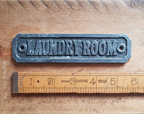 Plaque LAUNDRY ROOM Cast Antique Iron 35mm x 135mm