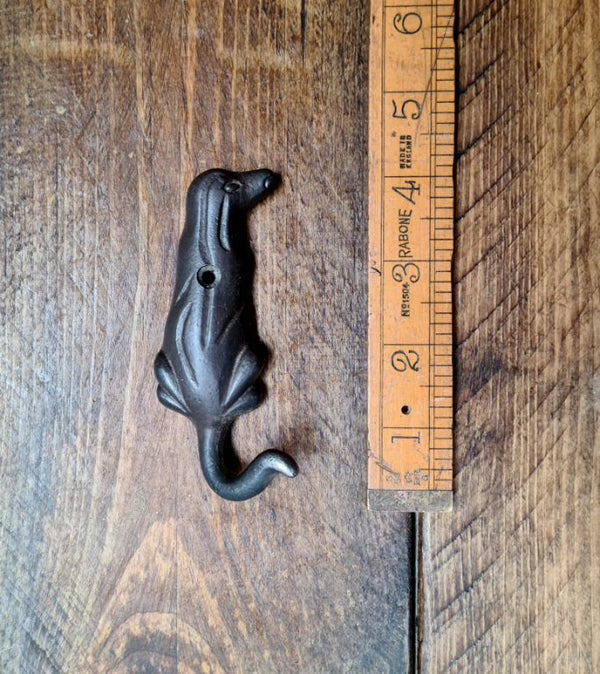 Coat Hook DOG Looking Sideways Cast Antique Iron 100mm