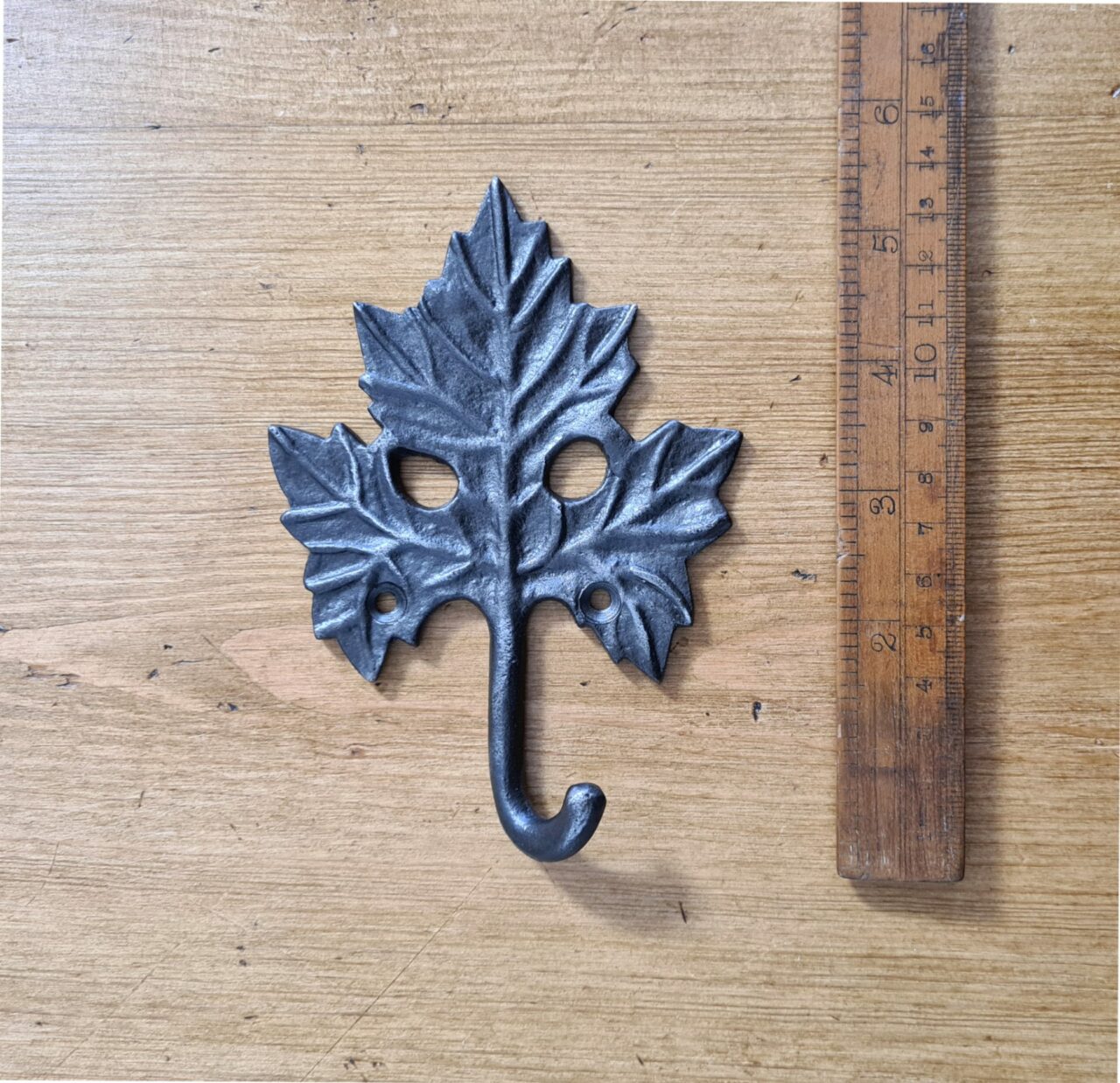 Coat Hook Single MAPLE LEAF Cast Antique Iron 95 x 135mm – Cottingham ...