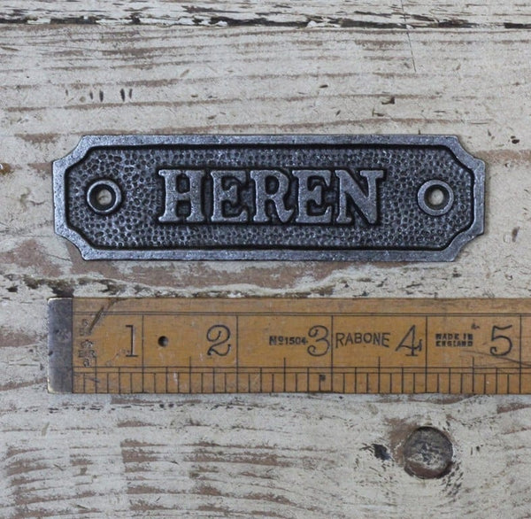 Plaque HEREN Antique Iron- 115mm x 35mm