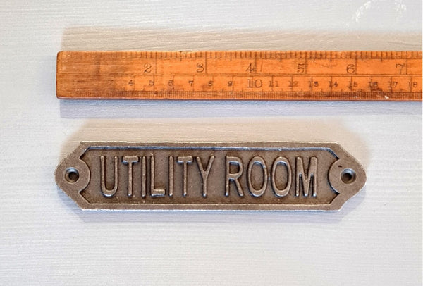 Plaque UTILITY ROOM Cast Ant Iron 160mm x 35mm